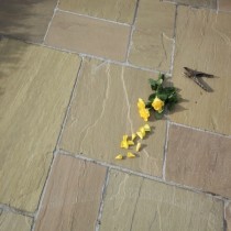 Raj Green Indian Sandstone Natural Patio Paving Slabs Pack 18.5m2 18mm to 25mm Raj Green Indian Sandstone Natural Patio Paving Slabs Pack 18.5m2 18mm to 25mm